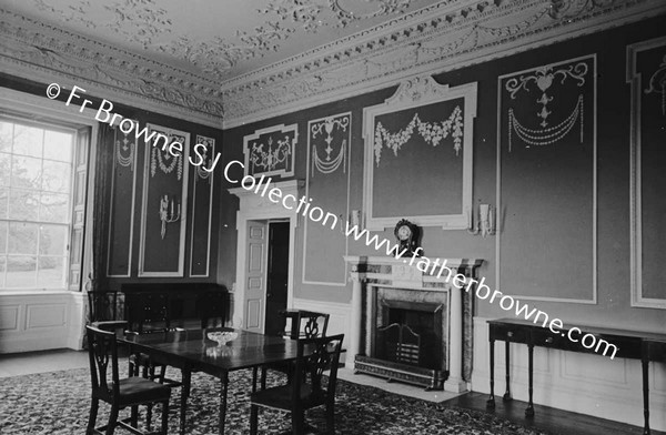 CASTLETOWN HOUSE  DINING ROOM FIREPLACE